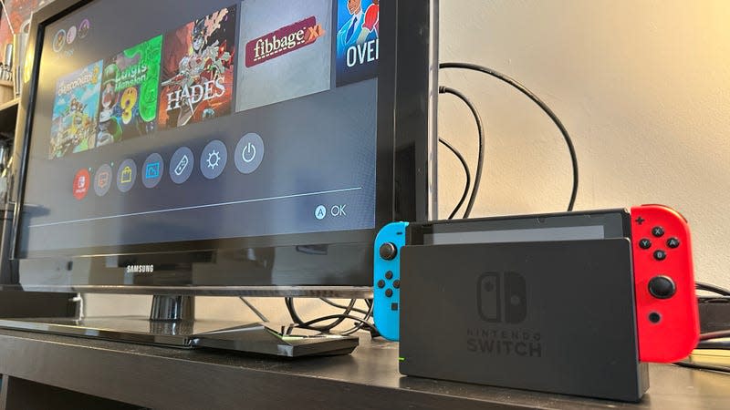 The next Nintendo Switch could be slightly bigger and more powerful, but that’s all been based on rumors, leaks, and speculation. - Photo: Kyle Barr / Gizmodo